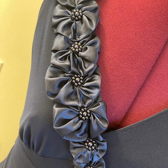 Blue Dress - Picture 3 of 8